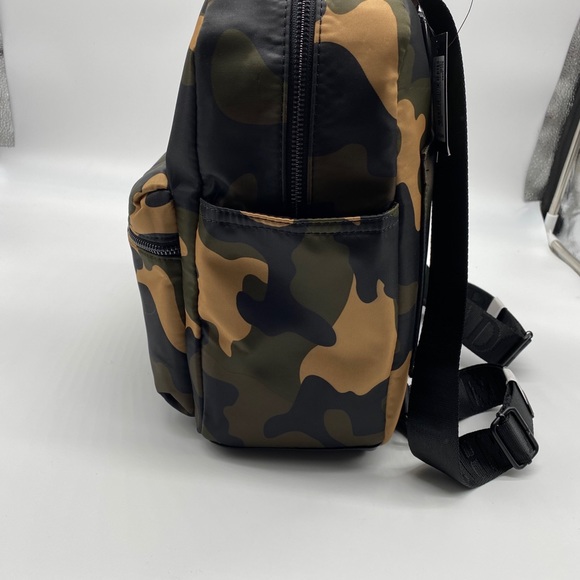 Badgley Mischka Camouflage Backpack W 